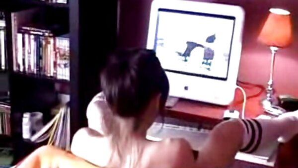 Der leidenschaftliche Wichser Teal Conrad posiert gerne nackt deutsche sexviedeo
