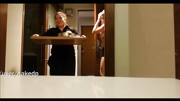 Die vollbusige Blondine Brooke freie deutsche sexvideos Tyler gibt in der Küche einen tollen Blowjob