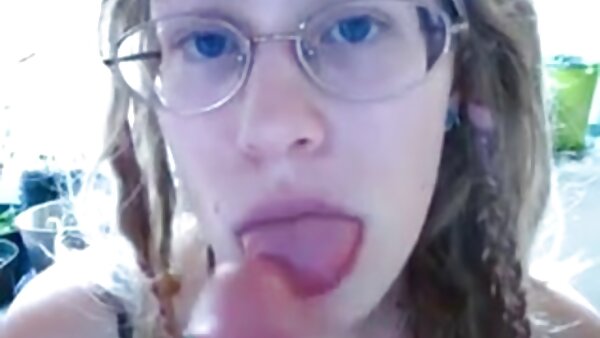 Er lädt gratis teen sex videos sie zum Kaffee ein und gibt ihr einen guten Fick